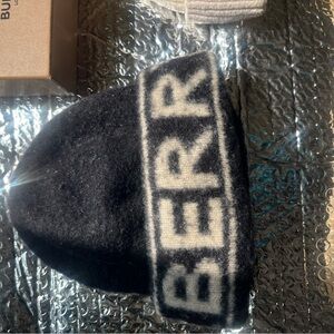 Burberry Sale, Aviator Sunglasses + Cashmere Beanie, Unisex OS